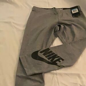 Nike leggings
